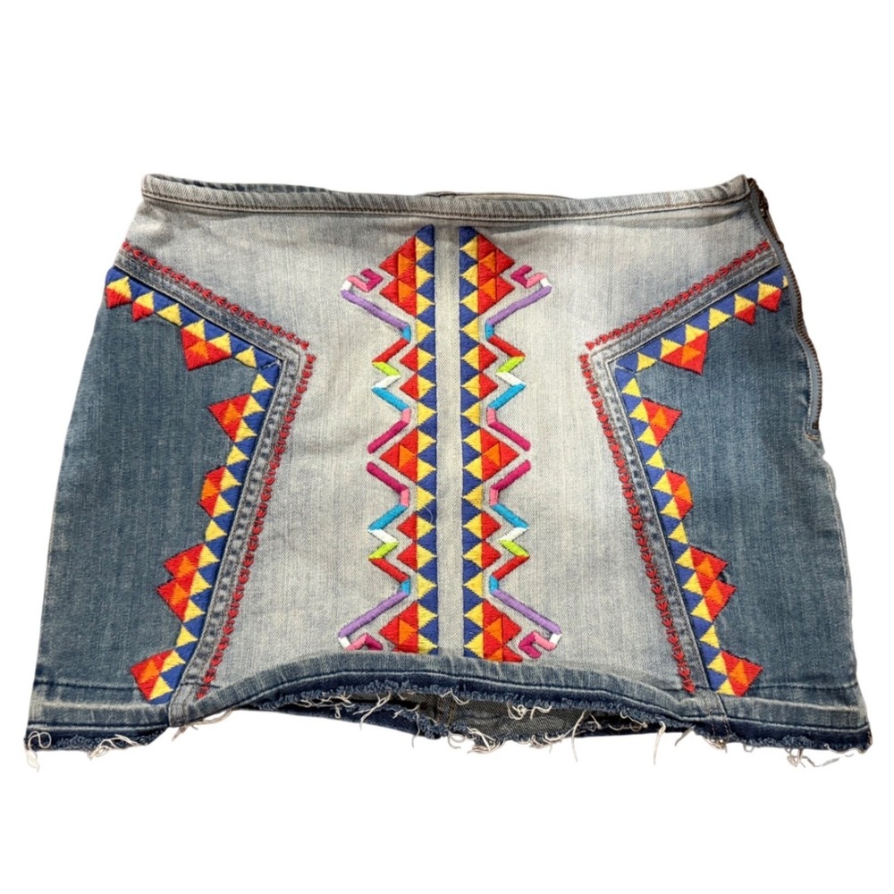 Free People Embroidered Denim Mini Skirt Blue Geometric‎ Tribal Boho Size 12